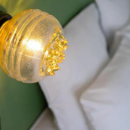 Le Lieu Hotel 2*