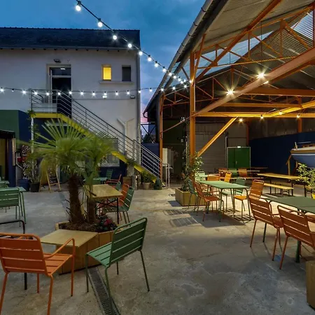 Le Lieu 2* Nantes