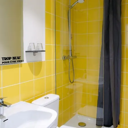 Le Lieu Hotel 2*